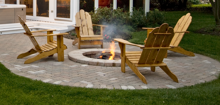 How a Fire Pit Can Improve Your Outdoor Living Area Fire Pit