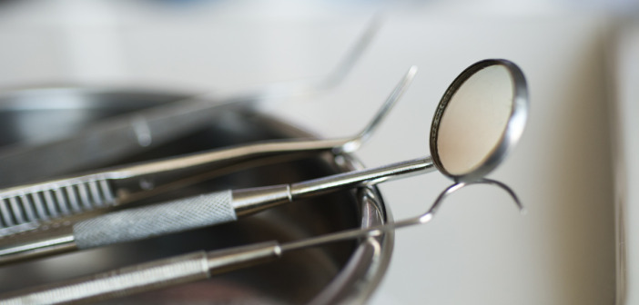 Tooth Extraction: No Longer the String and Doorknob Routine tooth ext