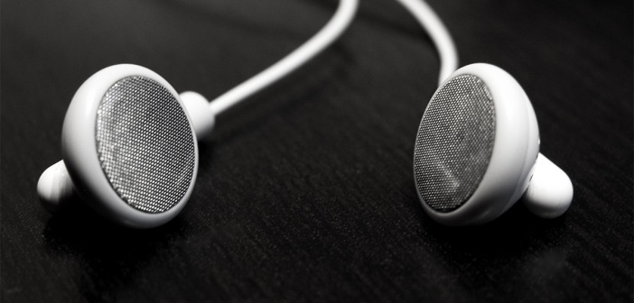 Why Ear Buds Are the Best Option When Working Out Earbuds