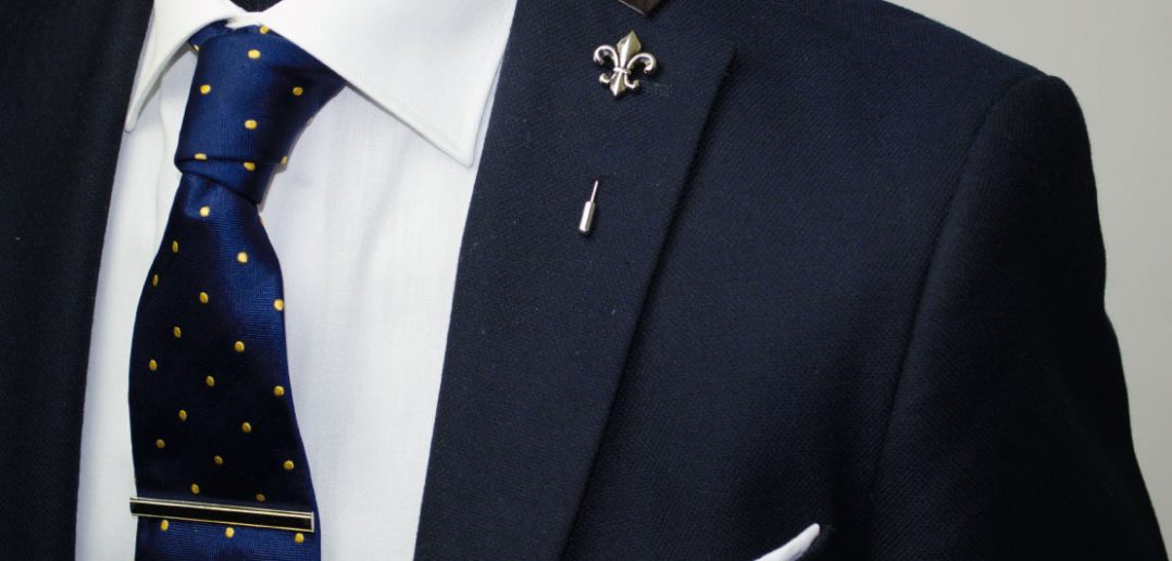 Top 4 Reasons to give Employees Lapel Pins for Recognition