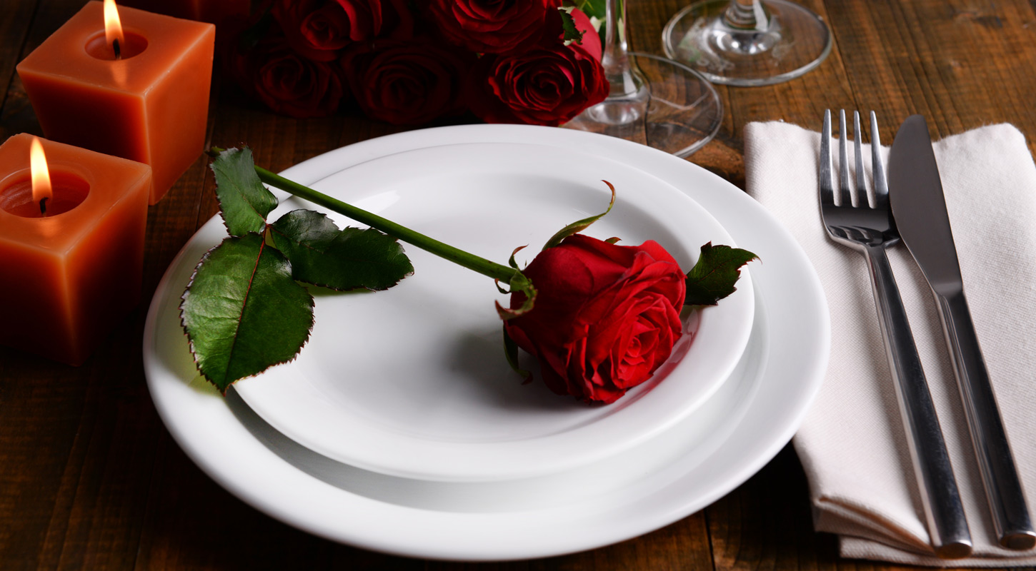 4 Reasons to try a New Restaurant on Date Night