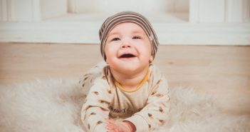 9 Unique Benefits of Breastfeeding baby2