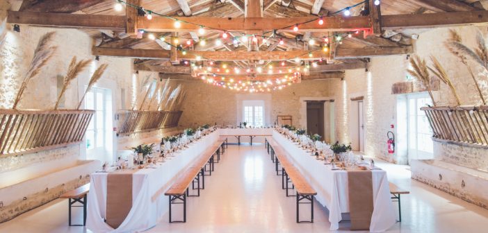 5 Tips for Finding the Perfect Wedding Venue events-2609526_1920