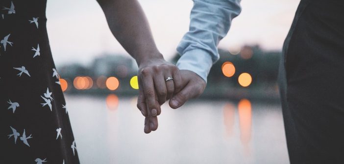 7 Ways to Show Your Love to Your Significant Other engagement ring3