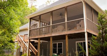 4 Times When You Will Wish for a Screened In Patio screen porches