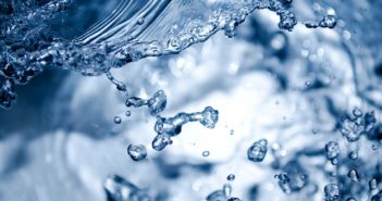 5 Health Benefits Of Drinking Pure Water water2