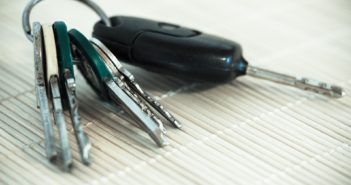 8 Tips for Maintaining Your New Car key-949094_1920