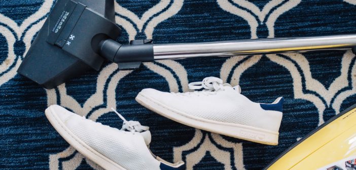 3 Advantages of Having Your Upholstery Professionally Cleaned the-creative-exchange-682638-unsplash
